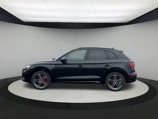 2025 Audi Q5 55 S line quattro Premium