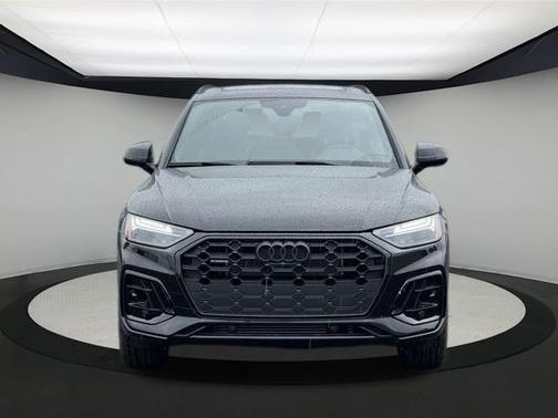 2025 Audi Q5 55 S line quattro Premium