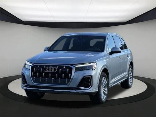 2025 Audi Q7 45 Premium