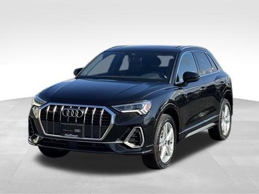 2024 Audi Q3 45 S line Premium