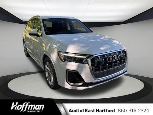 2025 Audi Q7 55 Premium Plus