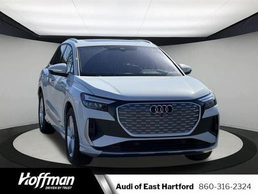 2025 Audi Q4 e-tron 55 quattro Premium