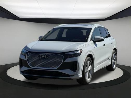 2025 Audi Q4 e-tron 55 quattro Premium