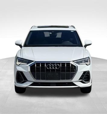 Arkona White 2025 Audi Q3 45 S line Premium