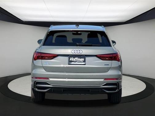 2025 Audi Q3 45 S line Premium
