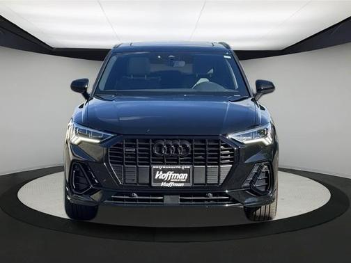 2024 Audi Q3 45 S line Premium