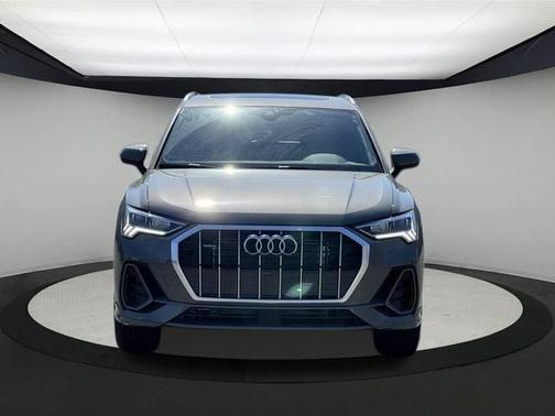2025 Audi Q3 45 S line Premium