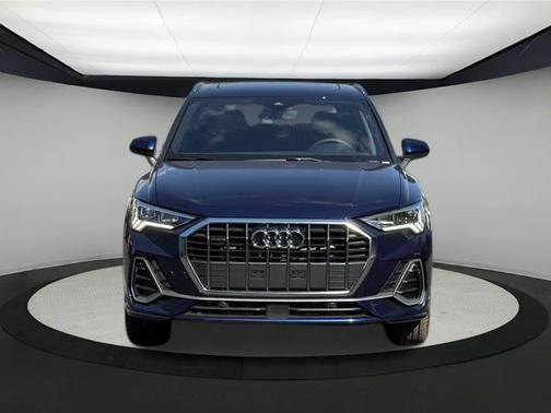 2025 Audi Q3 45 S line Premium