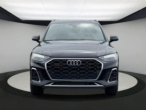 2025 Audi Q5 55 S line quattro Premium