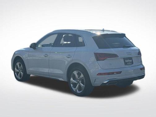 Daytona Gray Pearl 2026 Audi A6 Base