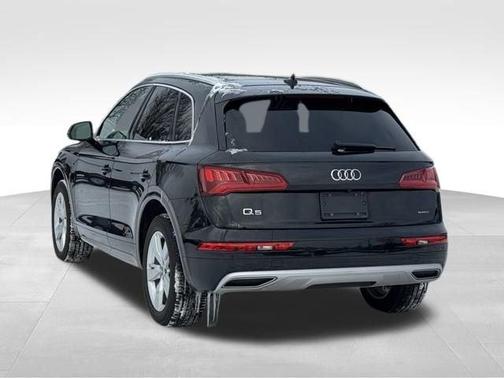 2019 Audi Q5 2.0T Premium Plus