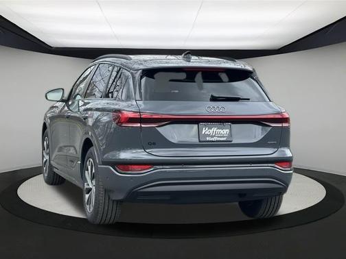 2025 Audi Q6 e-tron Premium