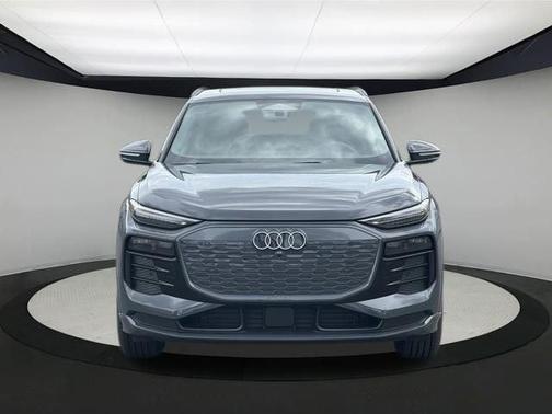 2025 Audi Q6 e-tron Premium