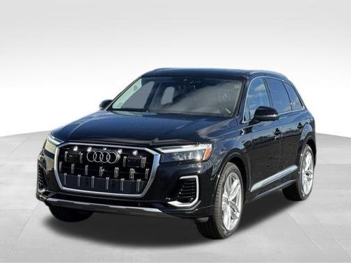 2025 Audi Q7 55 Prestige