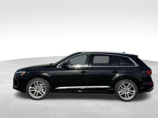 2025 Audi Q7 55 Prestige