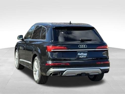 2025 Audi Q7 55 Prestige
