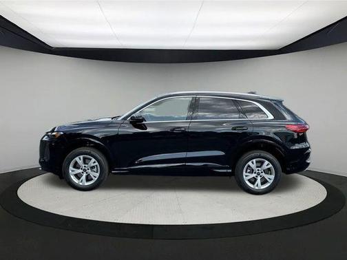 2025 Audi Q5 2.0T quattro Premium