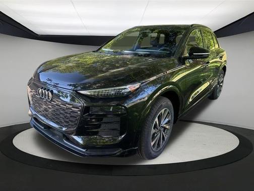 2025 Audi Q6 e-tron Premium