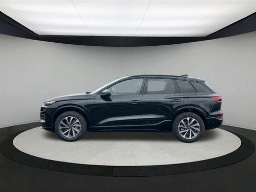 2025 Audi Q6 e-tron Premium