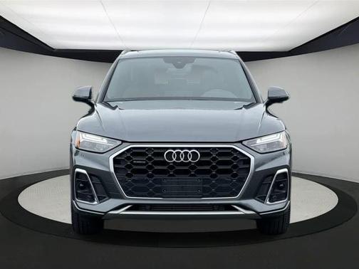 2022 Audi Q5 45 S line quattro Premium
