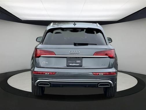 2022 Audi Q5 45 S line quattro Premium