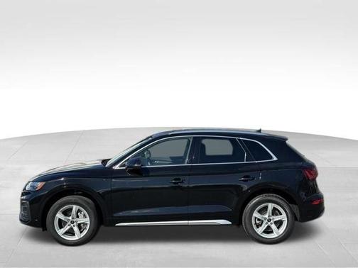 2023 Audi Q5 40 Premium