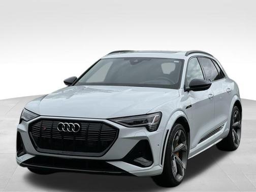 2023 Audi e-tron S Prestige