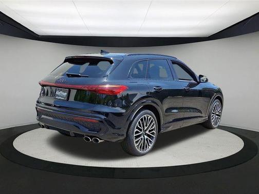 2025 Audi SQ5 3.0T quattro Premium