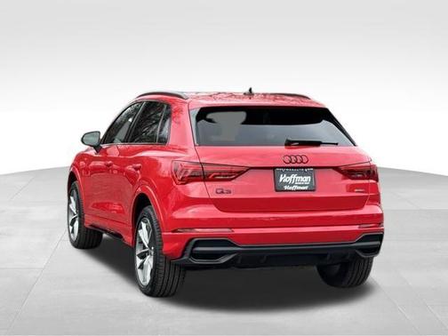2025 Audi Q3 45 S line Premium