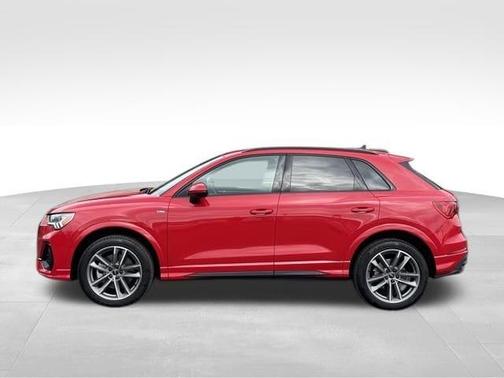 2025 Audi Q3 45 S line Premium