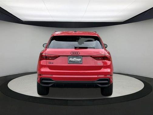 2025 Audi Q3 45 S line Premium