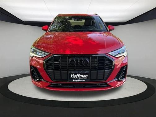 2025 Audi Q3 45 S line Premium