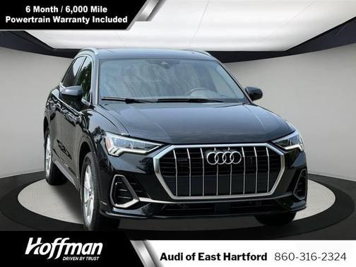 2022 Audi Q3 45 S line Premium