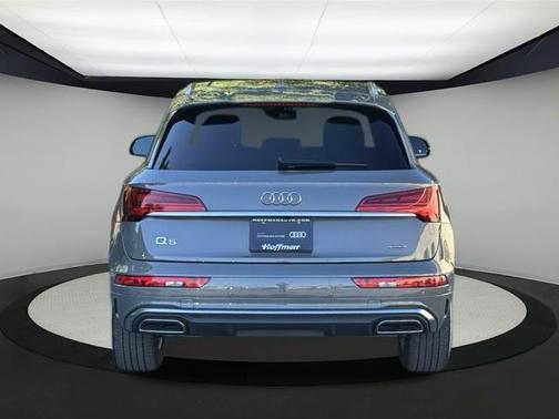 2023 Audi Q5 45 S line quattro Premium