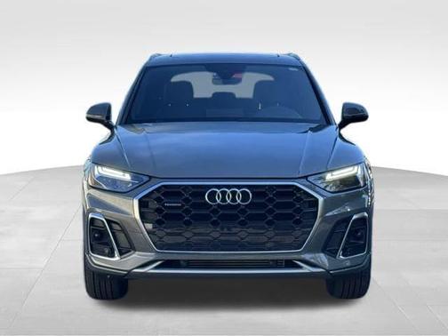 2023 Audi Q5 45 S line quattro Premium