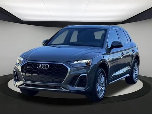 2023 Audi Q5 45 S line quattro Premium