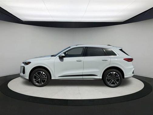 2025 Audi Q5 2.0T quattro Premium