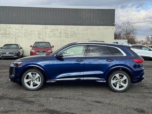 2025 Audi Q5 2.0T quattro Premium