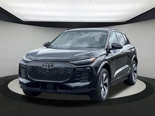 2025 Audi Q6 e-tron Premium