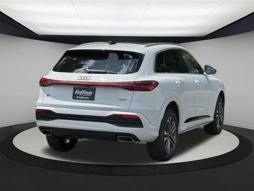 2025 Audi Q5 2.0T quattro Premium