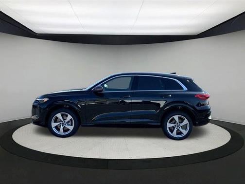 2025 Audi Q5 2.0T quattro Premium