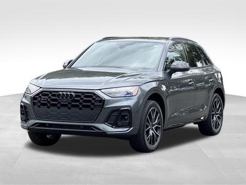 Daytona Gray Pearl Effect 2023 Audi SQ5 3.0T Premium Plus