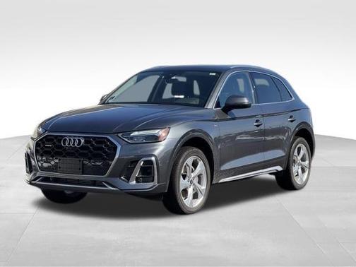 2023 Audi Q5 45 S line quattro Premium