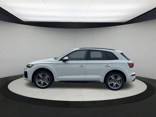 2025 Audi Q5 55 S line quattro Premium