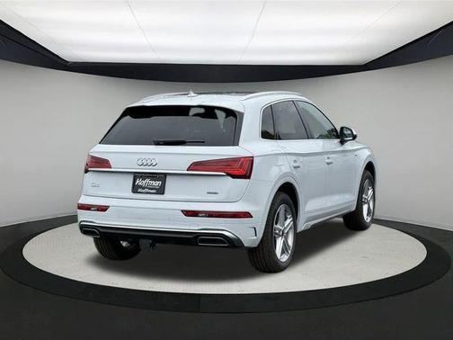 2025 Audi Q5 55 S line quattro Premium