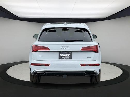 2025 Audi Q5 55 S line quattro Premium