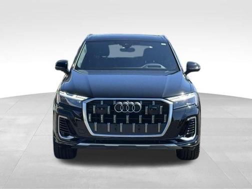 2025 Audi Q7 55 Prestige