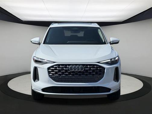 2025 Audi Q5 2.0T quattro Premium