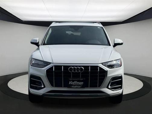 2024 Audi Q5 40 Premium