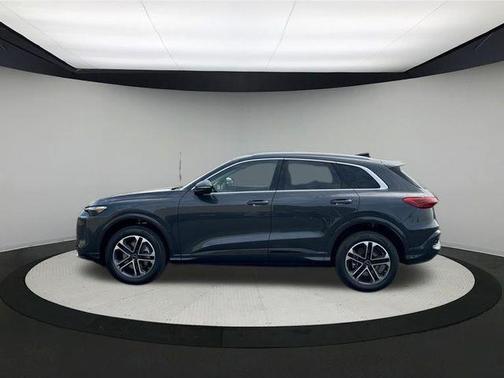 2025 Audi Q5 2.0T quattro Premium